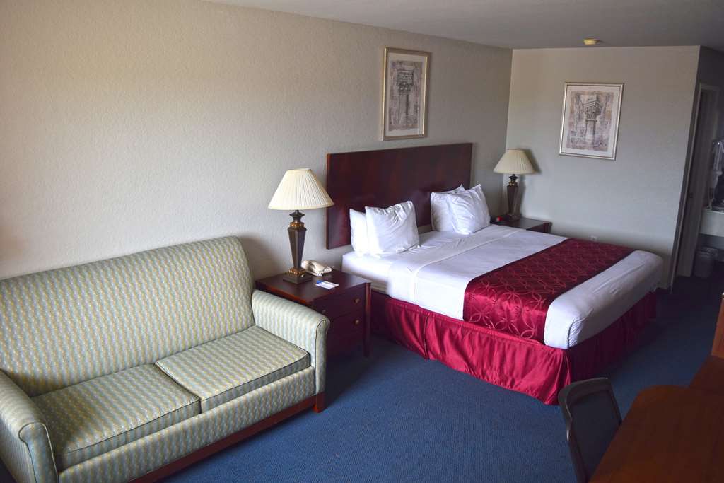 Americas Best Value Inn Нью Браунфелс Номер фото