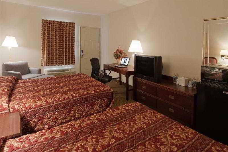 Americas Best Value Inn Нью Браунфелс Экстерьер фото